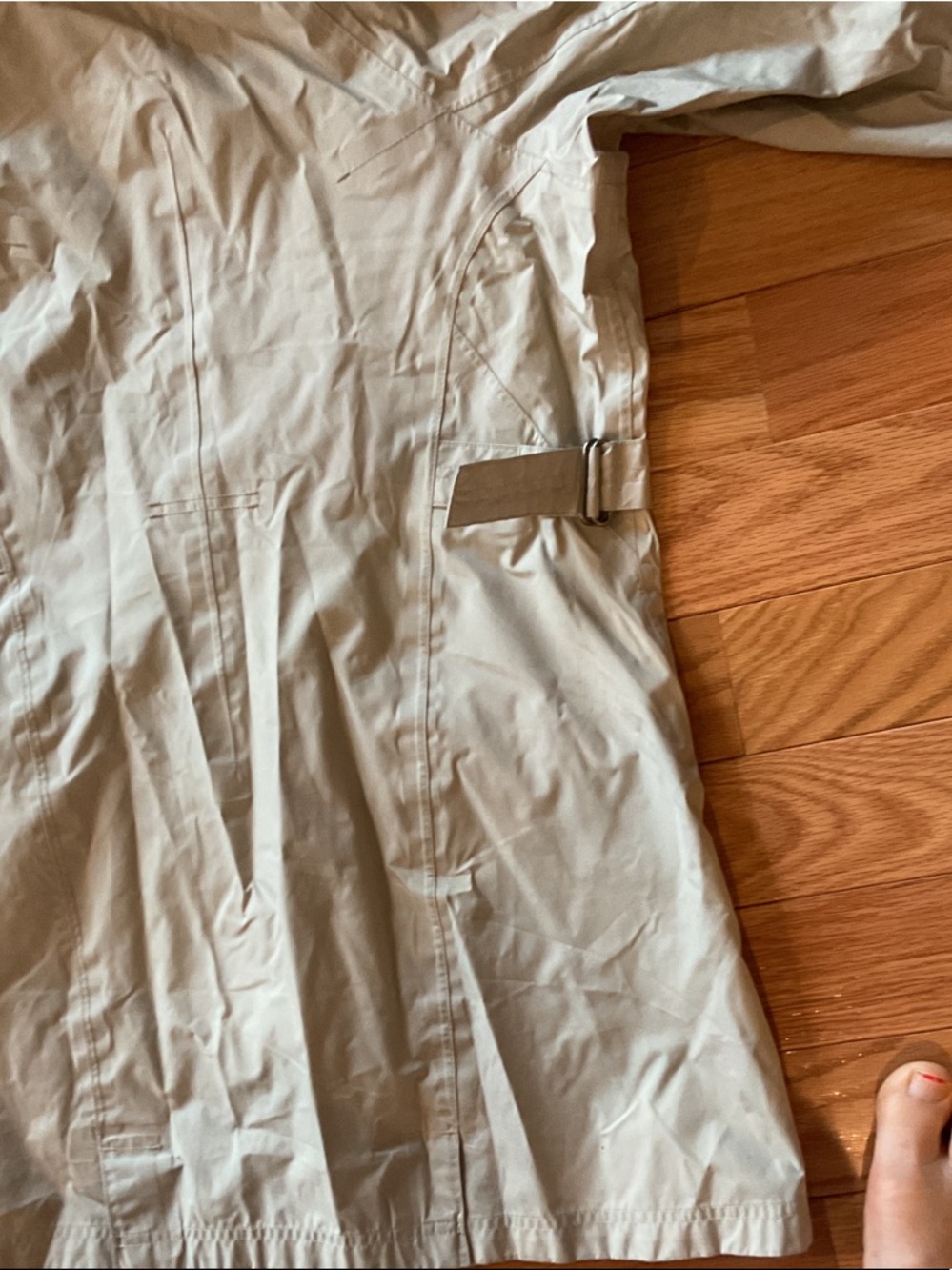 REI Women’s Lightweight stowaway Hood Raincoat Cream trench NWOT XS zip pockets - Picture 10 of 13